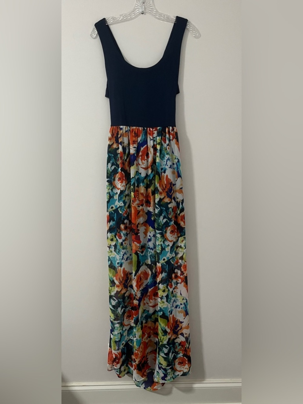 Le Lis Women's L Blue Floral Chiffon Maxi Dress Scoop Neck /Criss Cross
Back